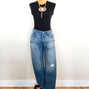 501 Levi's Jean's. In great condition!